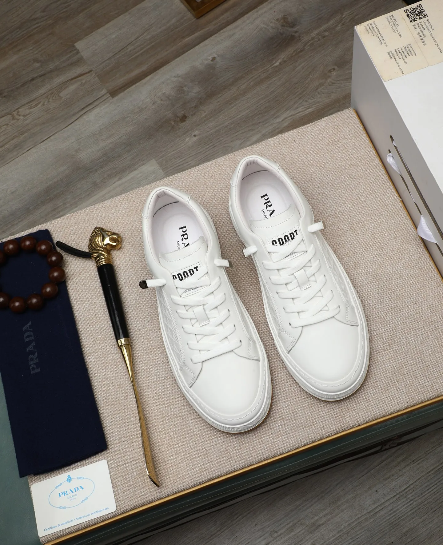 Men's men's shoes💰440🌹🌹[PRADA—Prada] latest model🙈original replica! 👟👟👟Available here. The workmanship is top-notch. The upper is made from Italy. 🇮🇹Imported first-layer cowhide. ❗️Breathable genuine leather lining @Suitable for travel. The original version has an enlarged engraved sole, making it suitable for all kinds of travels, showing low-key luxury. Let quality speak for itself. Color: Size: 38-44